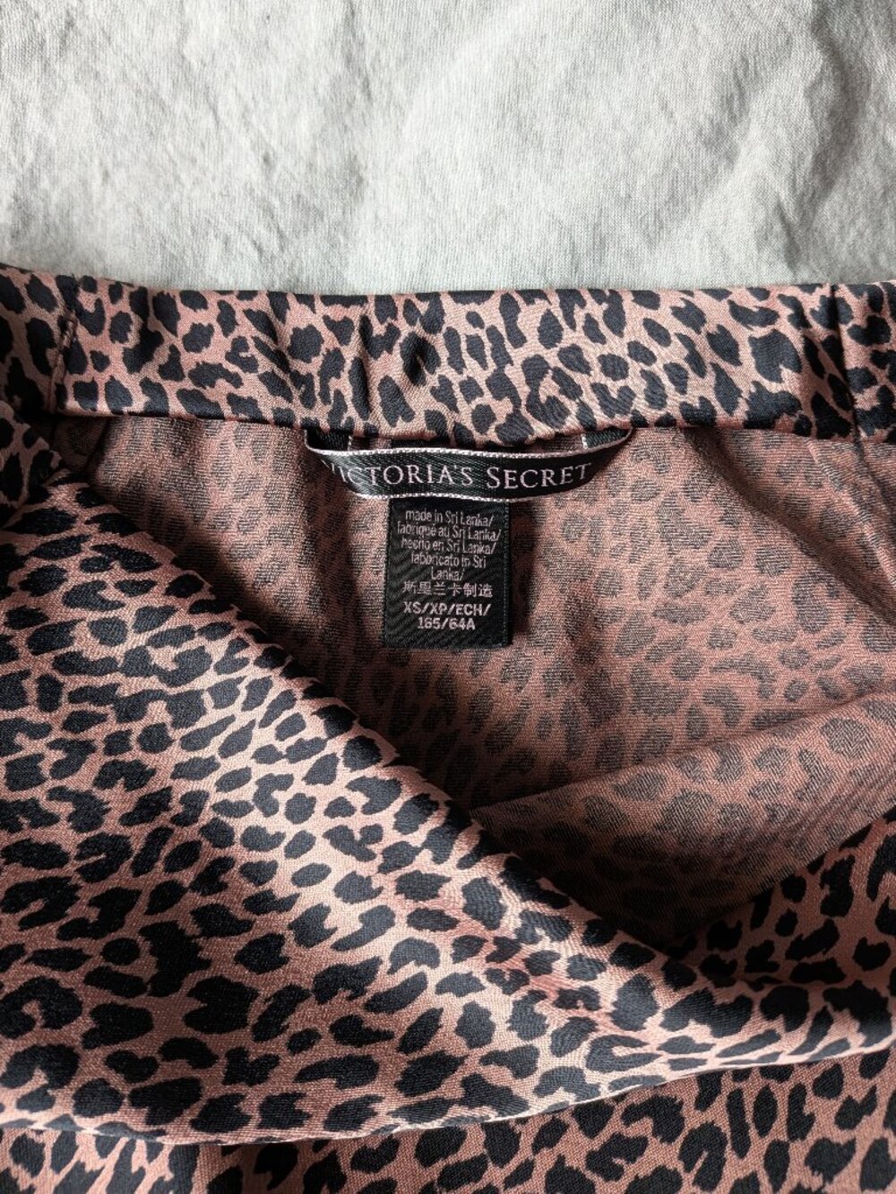 Victoria's Secret Leopard Print Midi Skirt - Picture 8 of 10